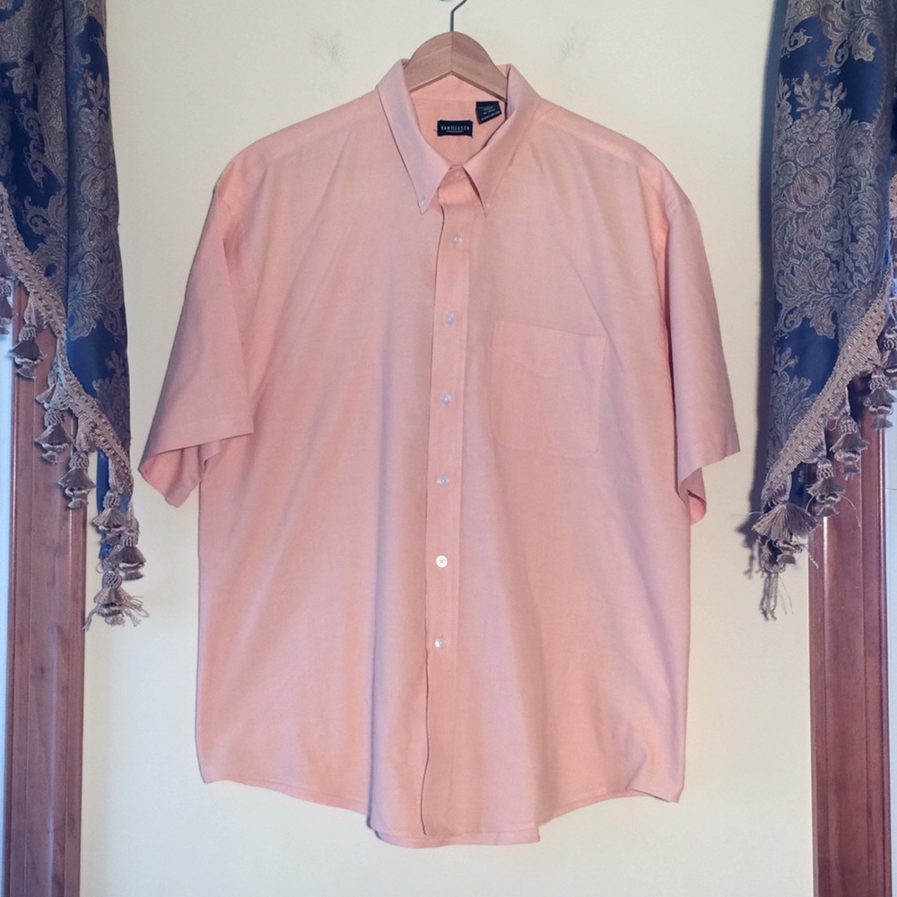 Van Heusen XL 17-17.5 Men’s Shirt. Peach